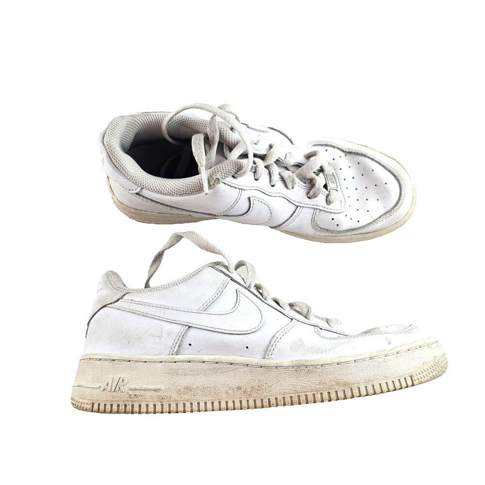 Nike Air Force 1 '07 Low White Sneakers Mens Size 7Y Womens 8.5 Leather Casual